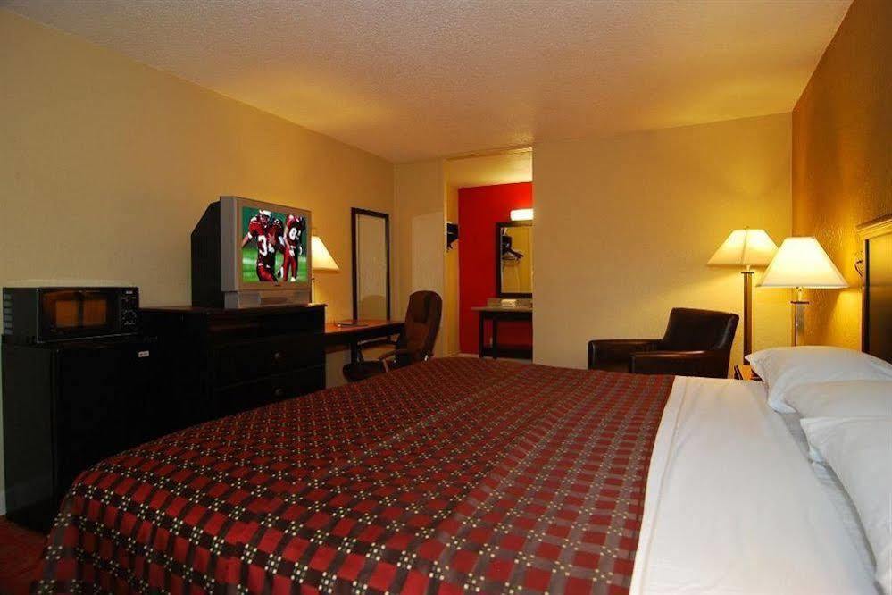 Red Roof Inn Hot Springs Exterior foto